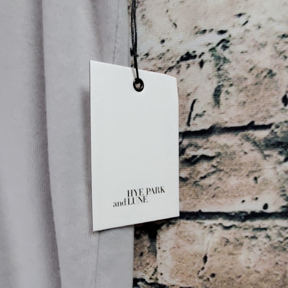 Hyde Park and Lune | Saturn Grey Short Sleeve Tee - Picture 4 of 8